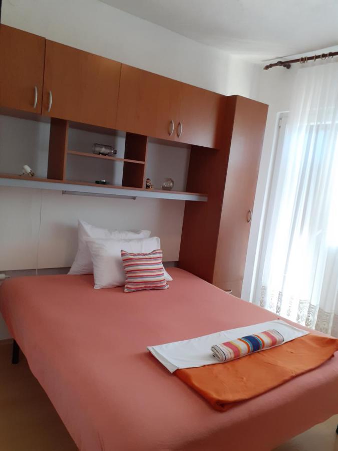 Luminaria Solis Vacation Home Rogoznica  Extérieur photo
