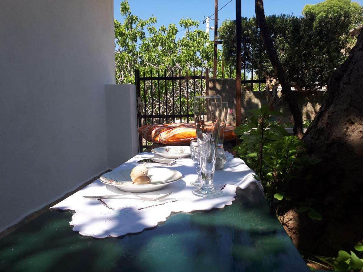 Luminaria Solis Vacation Home Rogoznica  Extérieur photo